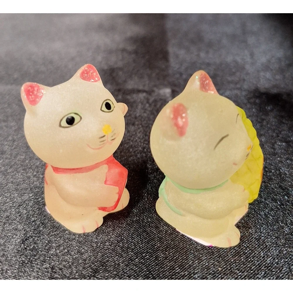 Miniature Frosted Glass Maneki Neko Lucky Cat Figurines Set of 2 Pink Yellow